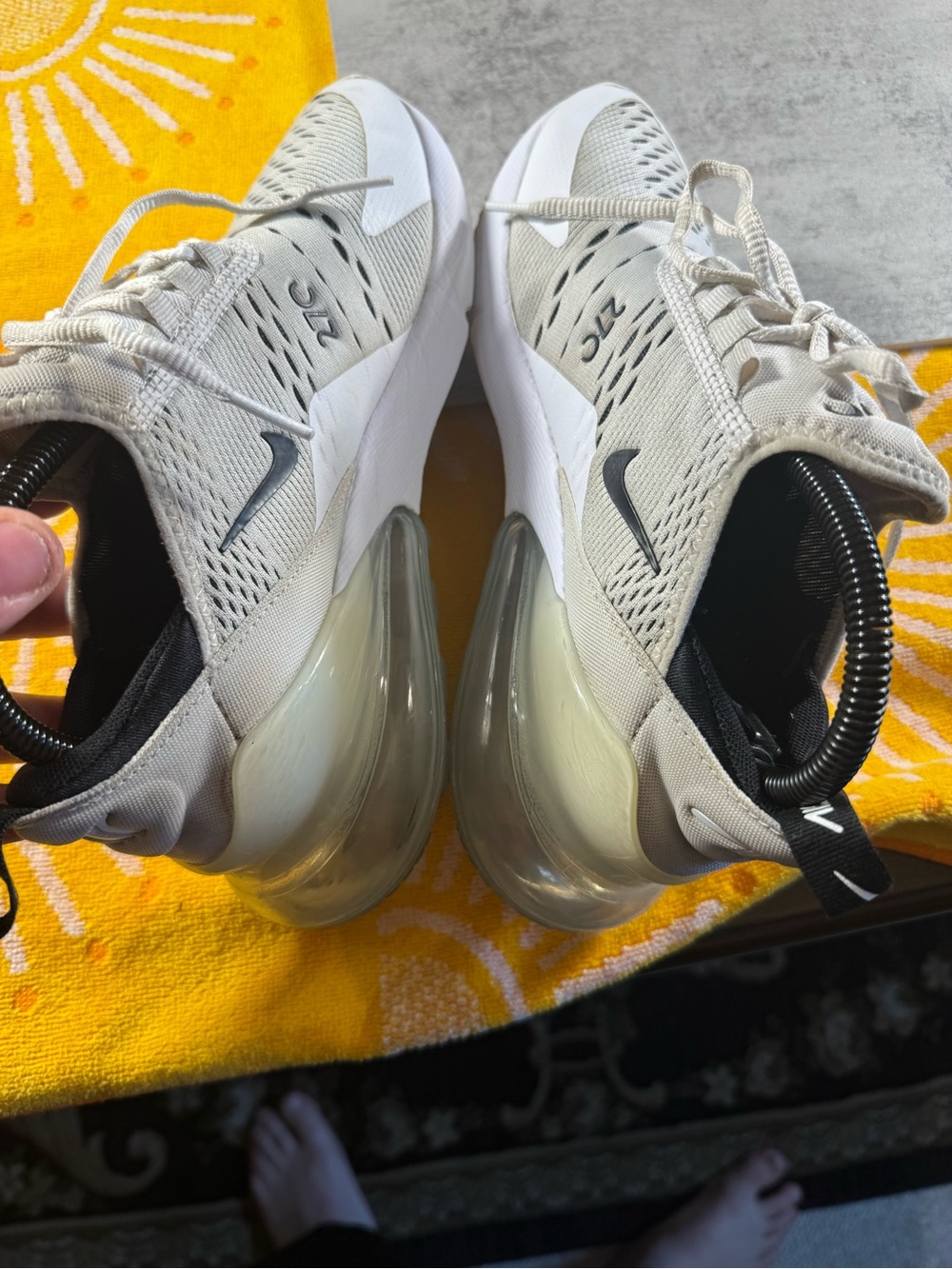 Nike Air 270 White Black Low Top Mesh Running Sneaker Unisex Adults - Picture 6 of 7